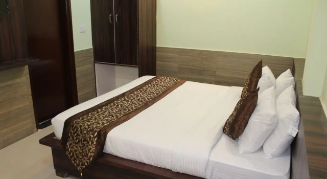 Trimrooms Haridwar, Rezervovat Hotel Rāiwāla Uttarakhand