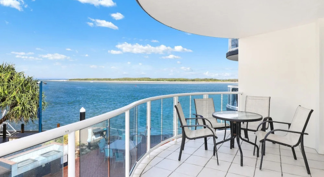 Апартаменты с 2 комнатами с видом на океан Watermark Resort Caloundra