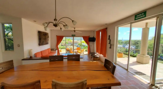 Коттедж с 3 комнатами Bahia Del Sol Villas & Condominiums