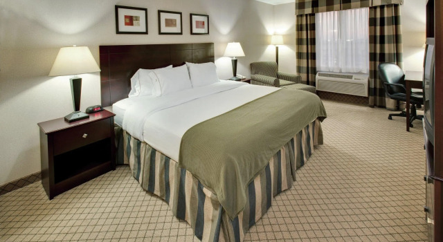 Люкс La Quinta Inn & Suites by Wyndham Ankeny IA - Des Moines IA