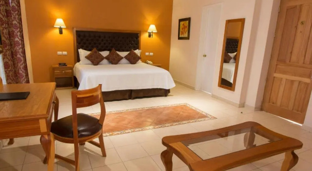Полулюкс Hotel Río Queretaro