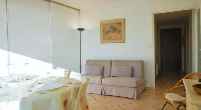 Appartement Le Lavandou, 2 pièces, 4 personnes - FR-1-251-345
