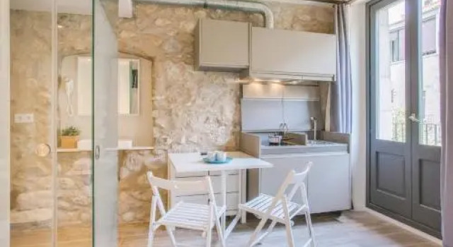 Flateli Rambla 11 - Apt 5, Rezerwuj Hotel Girona Gironès