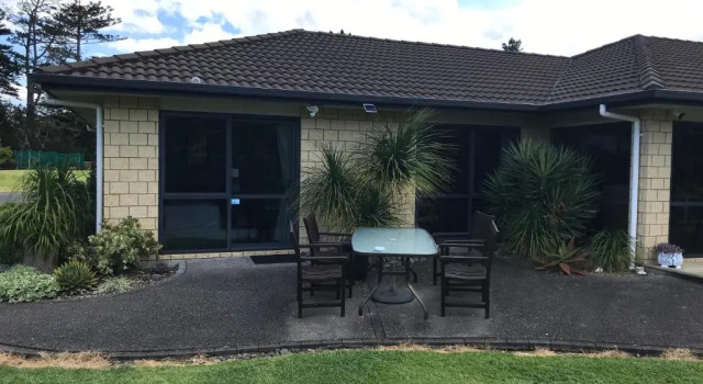 Апартаменты Silverdale Garden Stay