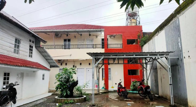 OYO 90090 Adhyaksa Syariah Guest House, Prenota Affittacamere Hotel a Sulawesi con parcheggio, Parcheggio
