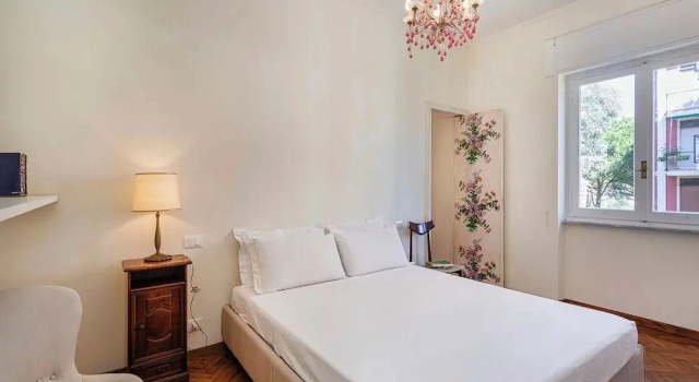 Charming Balcony Apartment by Wonderful Italy