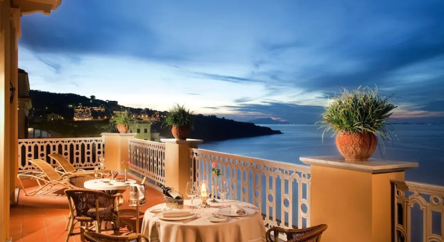 Люкс Dalla с 2 комнатами Grand Hotel Excelsior Vittoria