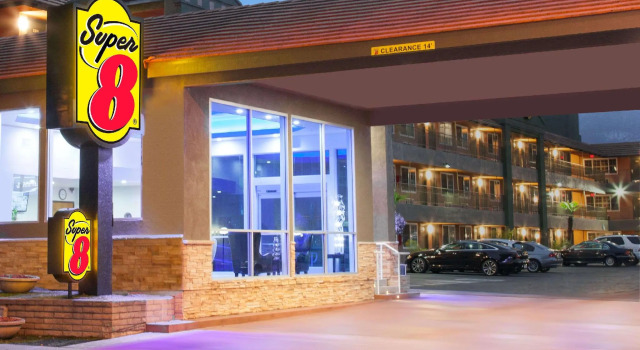 Motel 6 Pasadena, CA Old Town Pasadena Area, Забронировать Мотель Отели Пасадена с завтраком, Завтраки