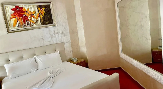 Люкс Deluxe HOTEL GJUTA