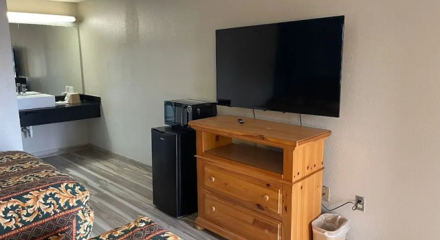 Четырёхместный номер Standard Brookwood Inn - Extended Stay