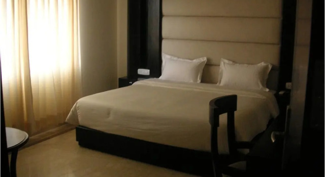 Номер Deluxe Hotel Meridian Plaza