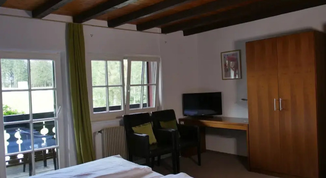 Gasthof zum Kreuz Escheck, Reserva ahora Hotel Hoteles en Baden-Wurtemberg con desayuno, Desayunos