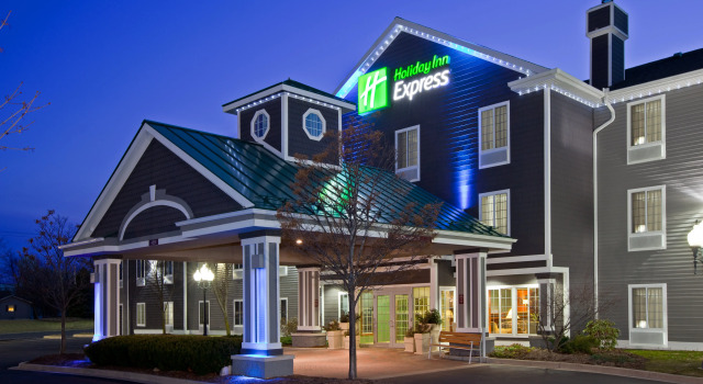 Holiday Inn Express Grand Rapids SW by IHG