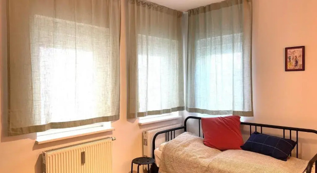 Modernes ORIGAMI Maisonette-Apartment mit Terrasse in Zentrum Stuttgart, Забронировать Апартаменты/квартира Апартаменты Штутгарта, рядом с Церковь Стифтскирхе, Апартаменты/квартира