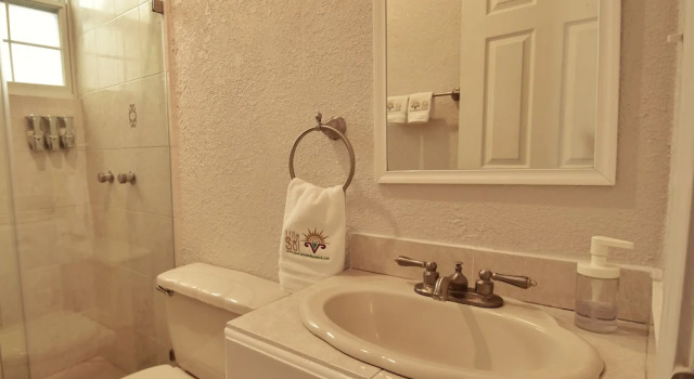 Suite Luxury 1 camera da letto con balcone e con vista sulla città Villa Del Sol