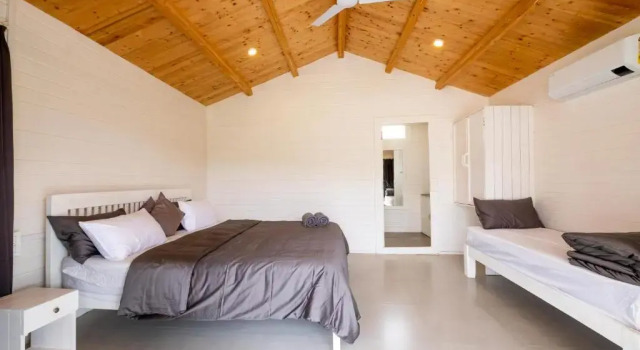 Out house, 1br, Stay, Dine and Fitness by Roamhome