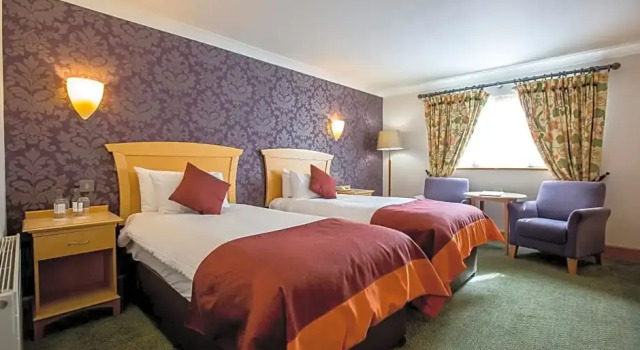 Номер Superior Hellidon Lakes Golf & Spa Hotel
