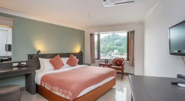 Номер Standard I Pavilion Hotel Phuket