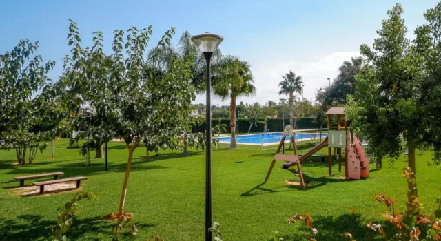 Апартаменты Playa Sol Apartment