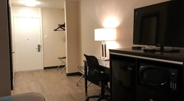 Двухместный номер Standard Inn Of Long Beach