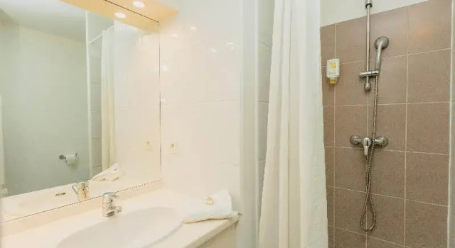 Номер Business Appart-Hôtel Mer & Golf City Perpignan Centre