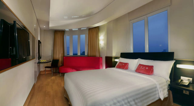 Brits Hotel Puri Indah, Book Hotel SPA Hotels in Jakarta Province, SPA