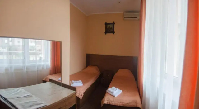 Standard Twin room Galant Hotel
