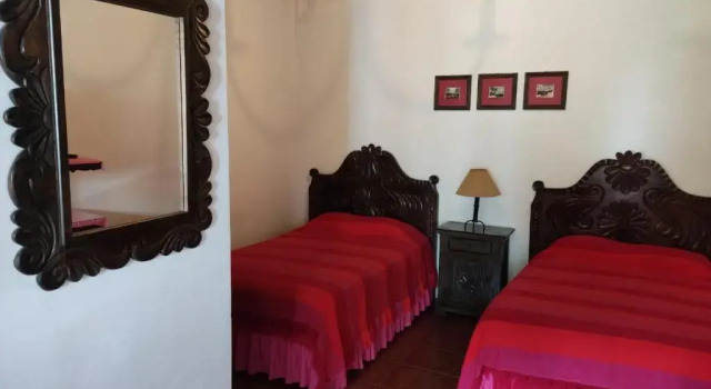 Hostal San Nicolas, Book Hotel Hotels in Zacatepeques with Parking, Parking
