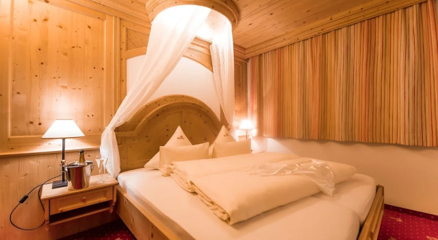 Люкс с балконом Hotel Bergkristall