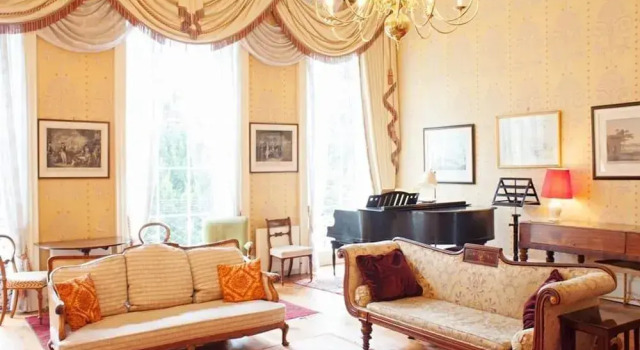 Sir Walter Elliot's House, Забронировать Отель Отели Bath and North Somerset 3 звезды, 3*