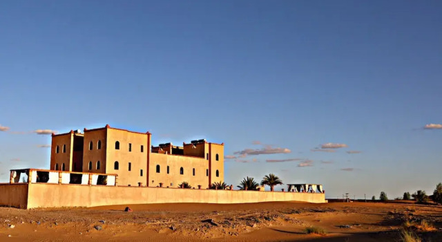 Sunrise Palace Merzouga, Rezervovat Hotel Hotely v Meknes-Tafilalet s parkováním, Parkování