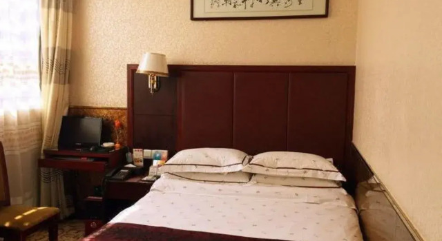 Zhuhai Xinhualian Business Hotel, Boek Hotel Hotels in Guangdong met parkeren, Parkeren