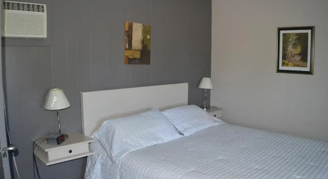 Motel Riviere Trois Pistoles, Rezervovat Motel Trois-Pistoles 
