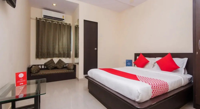 OYO 11890 Farmhouse Residency