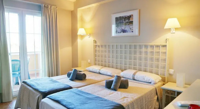 Bright Apartment With Pool Access, Varaa Huoneisto Ayamonte Huelva