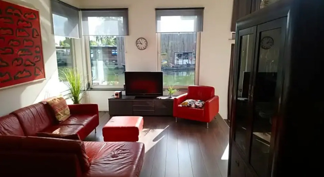 Houseboat Vliegenbos, Book Hotel Hotels in Rotterdam with Parking, Parking
