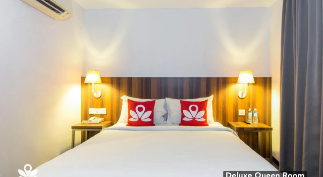 ZEN Rooms Sakura Boutique Hotel, Забронировать Бутик-отель Отели Куала-Лумпура с парковкой, рядом с Башни-близнецы Берджая Таймс-Сквэр, Парковка
