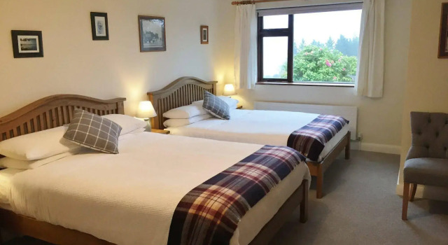 Nonaim Lodge, Prenota Hotel Oughterard 