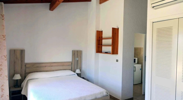 Modern 3-guest Apartment in L'ile Rousse