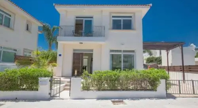 Beautiful 5 Star Holiday Villa in a Prime Location in Protaras, Book Early To Secure Your Dates, Protaras Villa 1257, Boek Villa Hotels in Protaras met parkeren, in de buurt van Neolithic Settlement, Parkeren