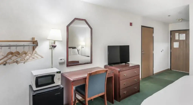 Номер Standard Americas Best Value Inn-Wenona