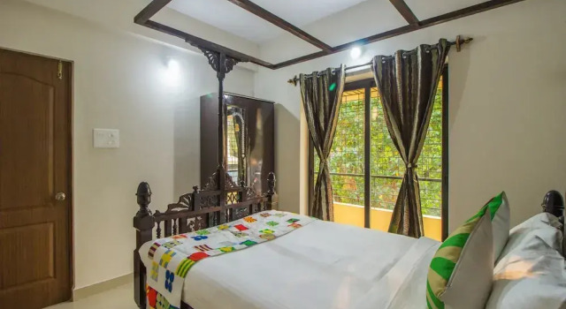 Oyo 11349 Home Sunny 2Bhk Siolim, Prenota Hotel Siolim 