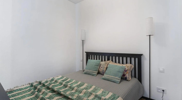 2-room apartment on the 1st floor next to the FMBC im.Burnazyana A.I., Book Apartment Moscow Russia