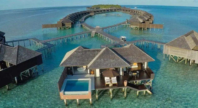 Lily Beach Resort & Spa 