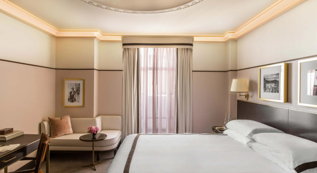 Номер Deluxe Sunset Tower Hotel