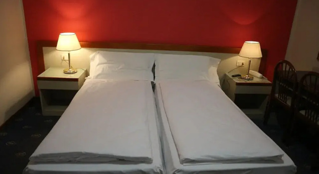 Семейный номер Standard Hotel Bristol