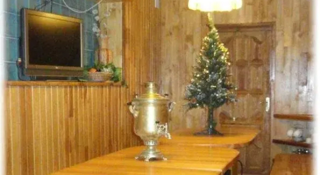 Hotel Berloga, Rezerwuj Hotel Gubkinskiy 