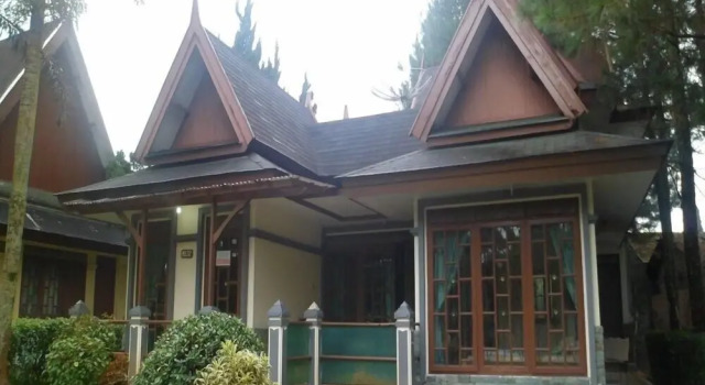 Villa Kota Bunga Teratai
