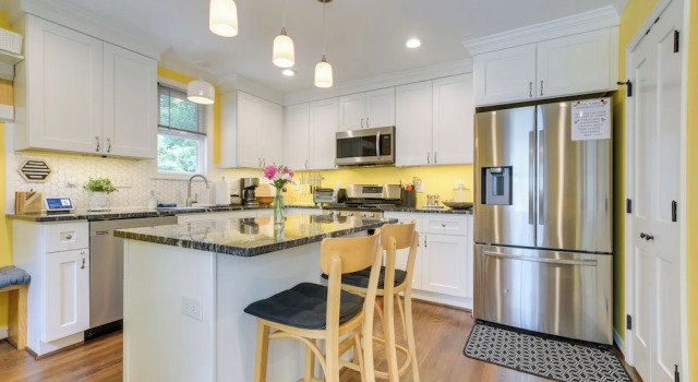 Коттедж Freshly Renovated Raleigh Home Near Downtown!