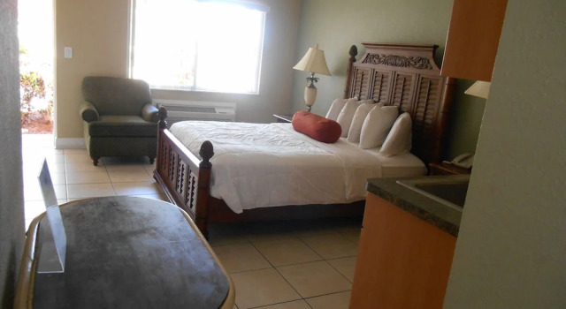 Номер Deluxe Bayside Inn and Marina